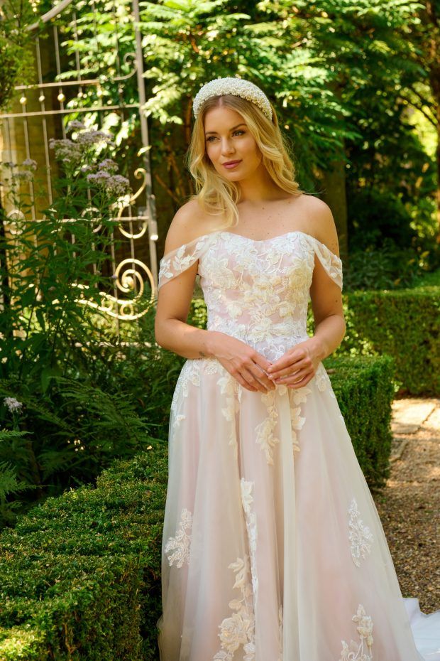 Rosalind, photo 2