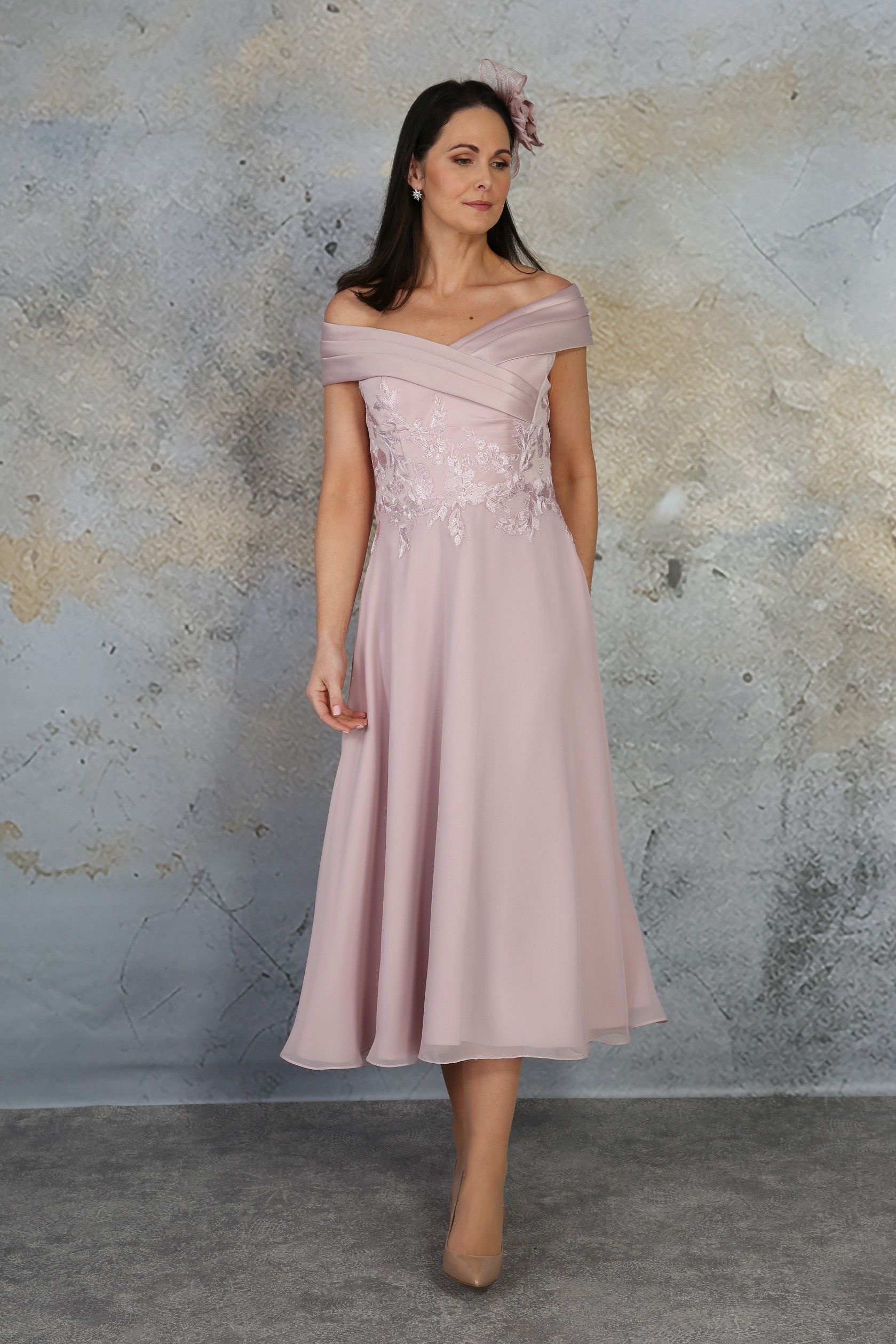 RDAD1310 mother of the bride outfit in Dusky Pink